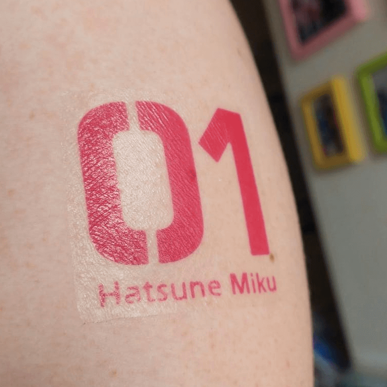 Hatsune Miku VOCALOID Tattoo Seal httpebisustorenvycom  Miku  cosplay Miku Hatsune miku